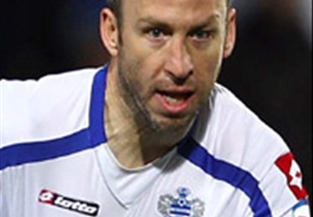 Derry signs one-year QPR extension