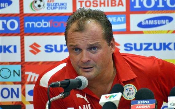 Hans Michael Weiss - Filipina - AFF Suzuki Cup