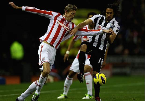 Crouch a doubt for West Brom clash, reveals Pulis