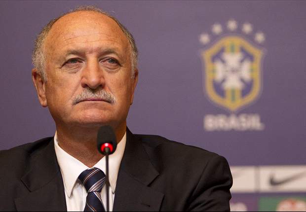 There are few better than Ronaldinho and Neymar, says Scolari