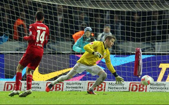 FC-Keeper Timo Horn lobt die Leistung seiner Mannschaft