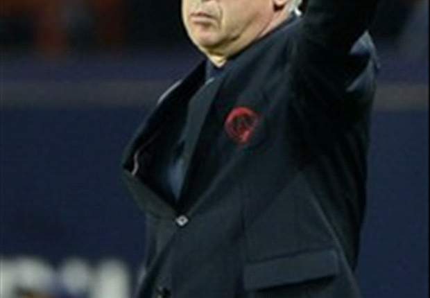 Tre giorni a Psg-Marsiglia, l'ex presidente dell'OM Tapie ne approfitta per 'sistemare' Ancelotti: "Non mi ha mai convinto"