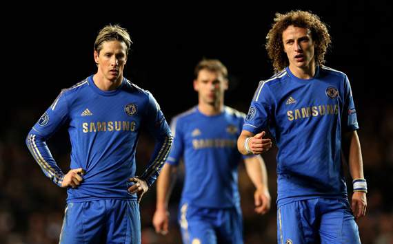 CL - Chelsea v FC Nordsjaelland, Fernando Torres and David Luiz