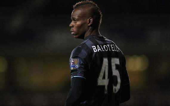 Mancini: Balotelli must earn another chance at Manchester City