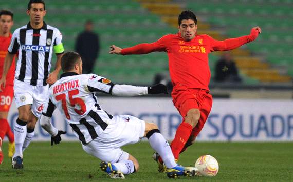 I do not pay too much attention to criticism, insists Suarez