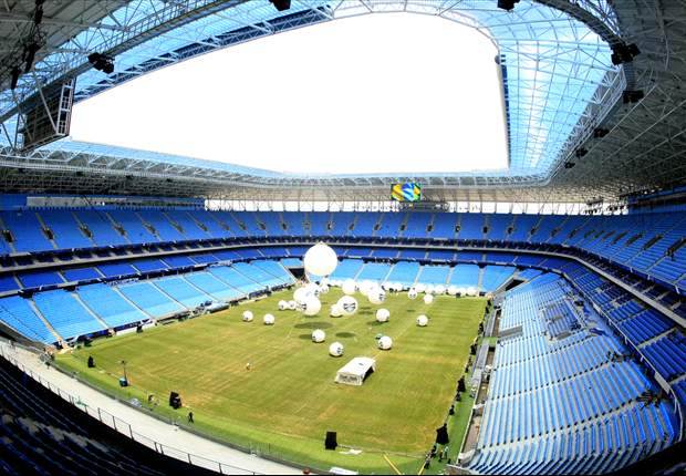 Grêmio fecha setor da "avalanche" após acidente desta quarta