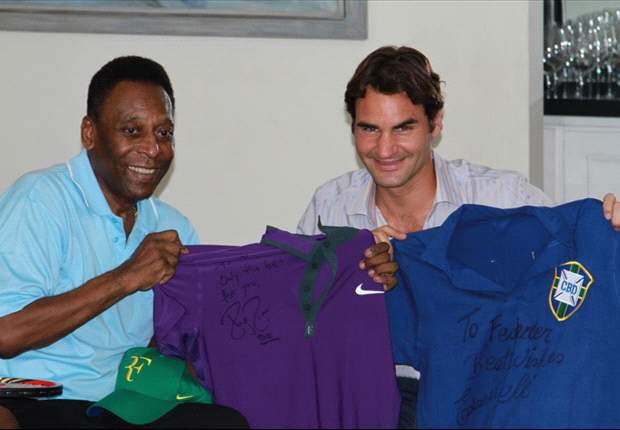 Federer y Pelé intercambian camisetas
