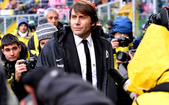 Conte mong báo chí công bằng hơn với Juventus