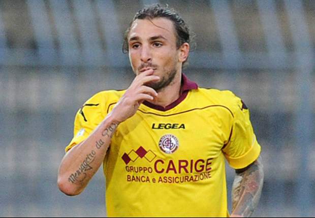 Serie B, 21ª giornata - Il Sassuolo crolla nella ripresa, al Livorno il big-match di giornata. E ora è a -2. Prima vittoria in casa per il Lanciano