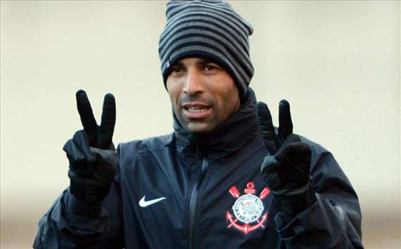 Emerson 'Sheik' desdenha de adversários