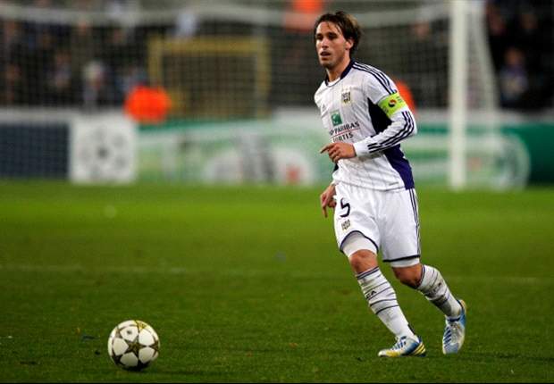 Arsenal tiene en carpeta a Lucas Biglia