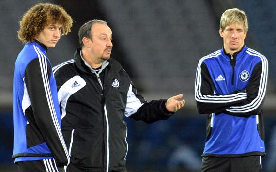 Chelsea:Rafael Benitez,Fernando Torres.David Luiz