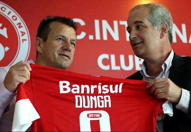 Dunga afirma que precisa conhecer elenco do Internacional