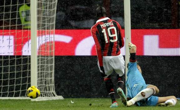 Niang in goal in Milan-Reggina (Coppa Italia)