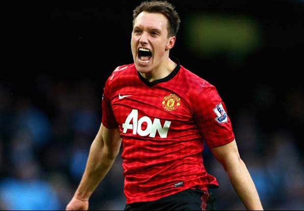 Sir Alex Ferguson: Jones has more in his locker than Terry