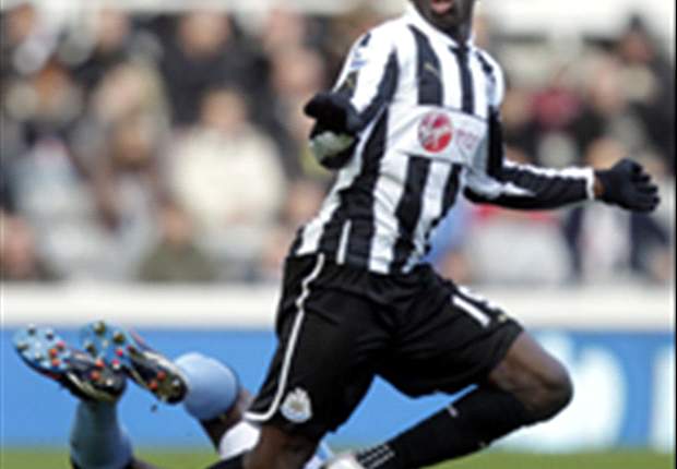 Newcastle boss Pardew hopeful on Ba stay