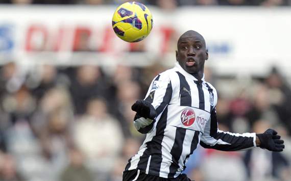 Newcastle boss Pardew hopeful on Ba stay