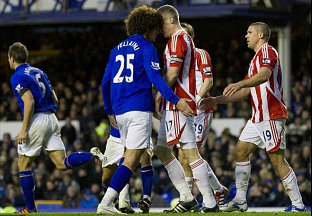 Fellaini: Premier League referees are biased towards English players