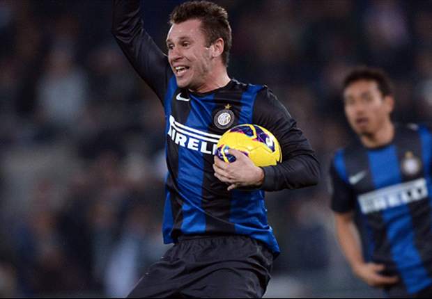 Cassano punge il Milan, la replica non si fa attendere... sono di nuovo scintille: "Dopo tutto quello che abbiamo fatto per lui"