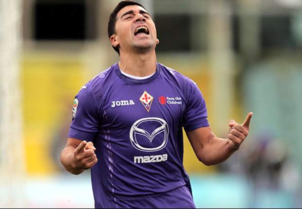 Strama voleva il doppio giallo? Pizarro ha idee diverse: "Alla Fiorentina quest'anno è così, mano e cartellino automatico..."