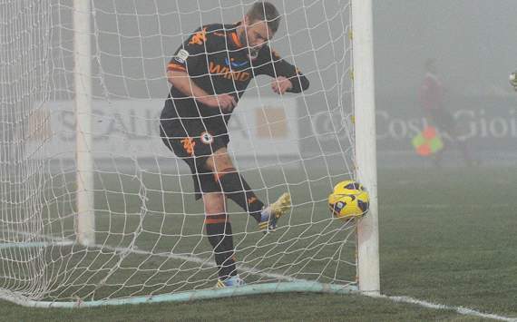 Why a De Rossi transfer from Roma to AC Milan is right for all three parties