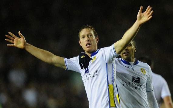 Norwich sign Leeds striker Becchio in swap deal involving Steve Morison