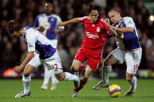 EPL: David Dunn - Yossi Benayoun, Blackburn Rovers - Liverpool (PA)