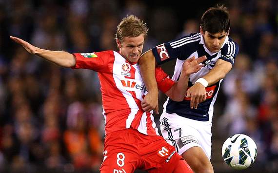 Matt Thompson - Melbourne Heart - Gui Finkler - Melbourne Victory - Melbourne derby