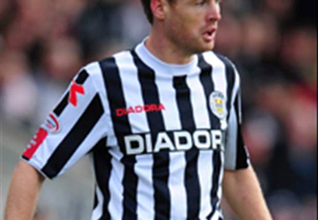 St Mirren 3-2 Celtic: Saints end goalless run to secure final place