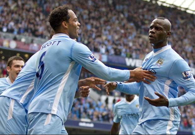 Mario Balotelli, convertido en adorno de navidad