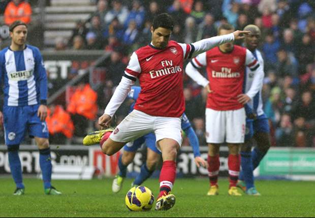 Arsenal midfielder Arteta out for three weeks, says Wenger