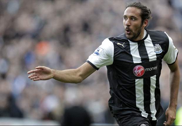 Pardew and Maradona are similar characters, says Newcastle midfielder Gutierrez