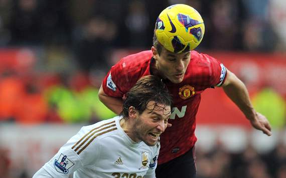 Swansea 1-1 Manchester United: Michu pounces to deny leaders a sixth straight win
