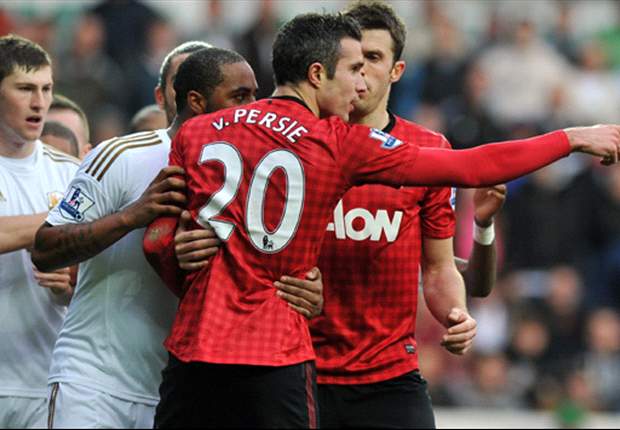 Van Persie is the last piece of the jigsaw like Cantona, claims Sir Alex Ferguson