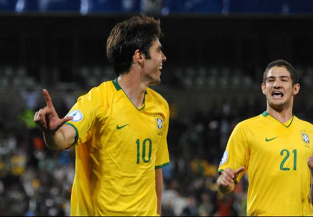 Kaka recalled to Brazil squad, but Ronaldinho is left out