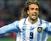 Batistuta ponders playing with Messi