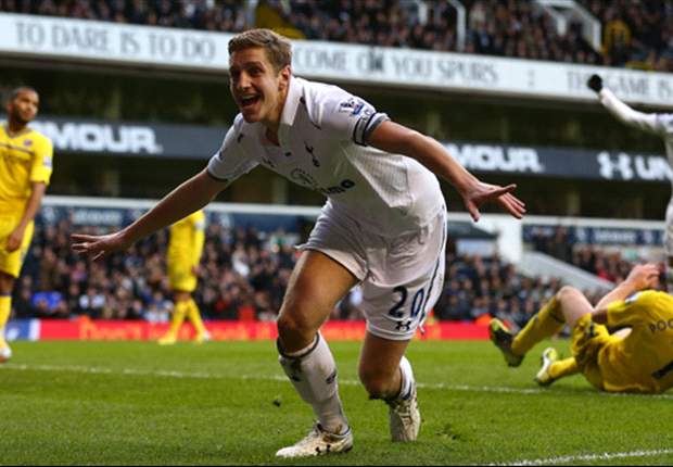 Hodgson: Tottenham defender Dawson deserves his England call-up