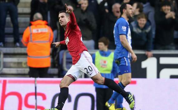 EPL - Wigan Athletic v Manchester United, Robin van Persie