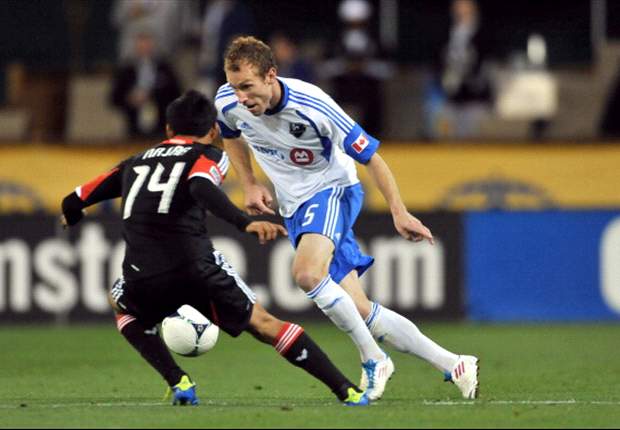 Columbus inks veteran defender Wahl