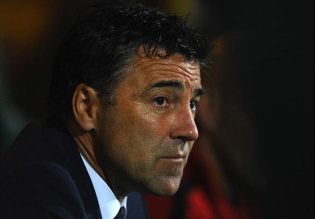 Wolves appoint Dean Saunders as new manager