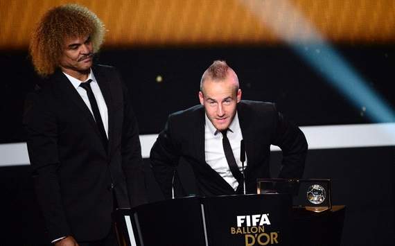 Carlos Valderrama, Miroslav Stoch - 2012 Puskas Award