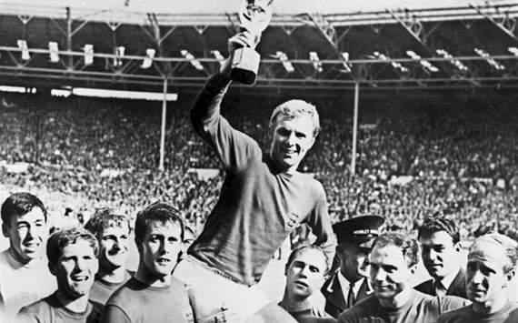 Final Piala Liga Inggris Mengenang Bobby Moore
