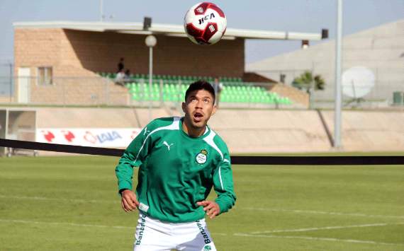 Ante América, Oribe Peralta cumple diez años en primera