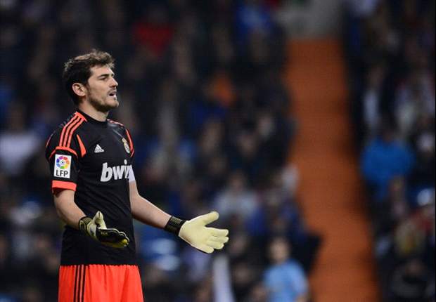 TEAM NEWS: Casillas keeps place in goal for Real Madrid's visit to Valencia