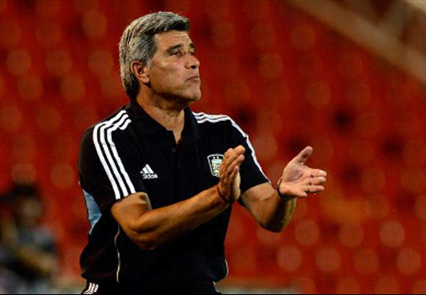 Trobbiani: "Abusamos de querer entrar por el medio"