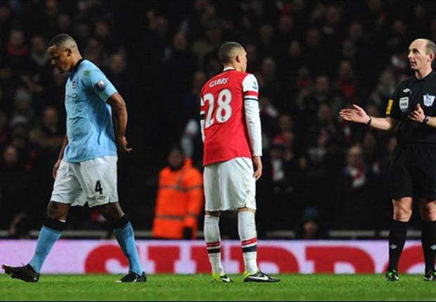 Kompany must 'pay more attention' to his tackling, Mancini warns