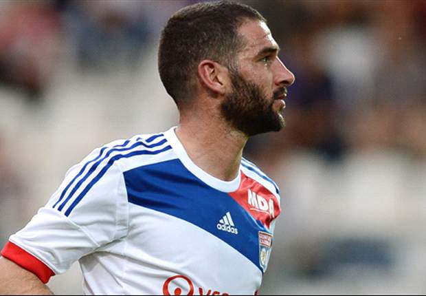 Calciomercato Juventus, l'ultimo giorno per un colpo a sorpresa in avanti: Lisandro Lopez ultima, disperata spiaggia...