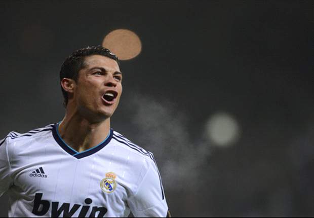 Cristiano Ronaldo ritrova il Manchester United, Gary Neville esalta l'ex compagno: "È un bullo, punta sempre i difensori più deboli"