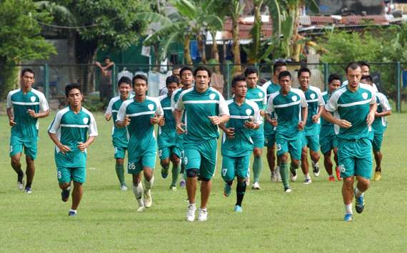 Persebaya Jamu Bontang FC Di Gelora Bung Tomo