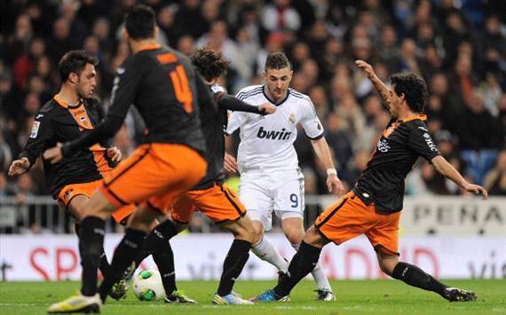 Karim Benzema - Real Madrid v Valencia